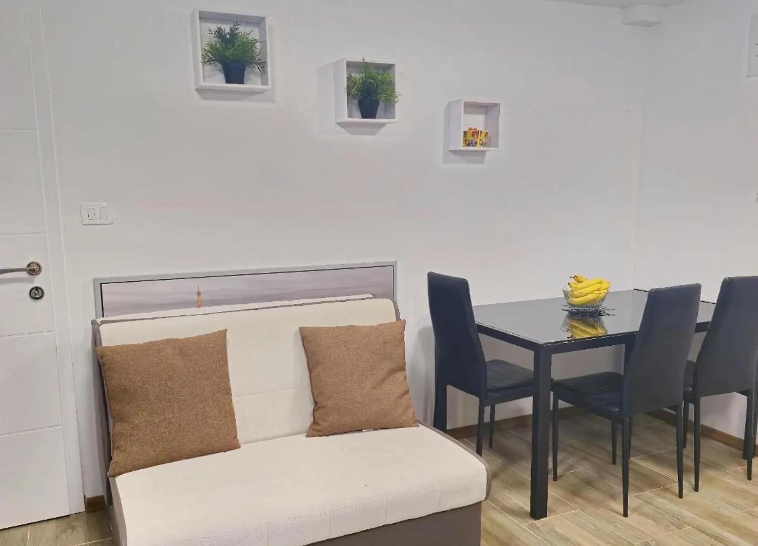 Coastal Suites In Nerezine Near The Sea Appartement